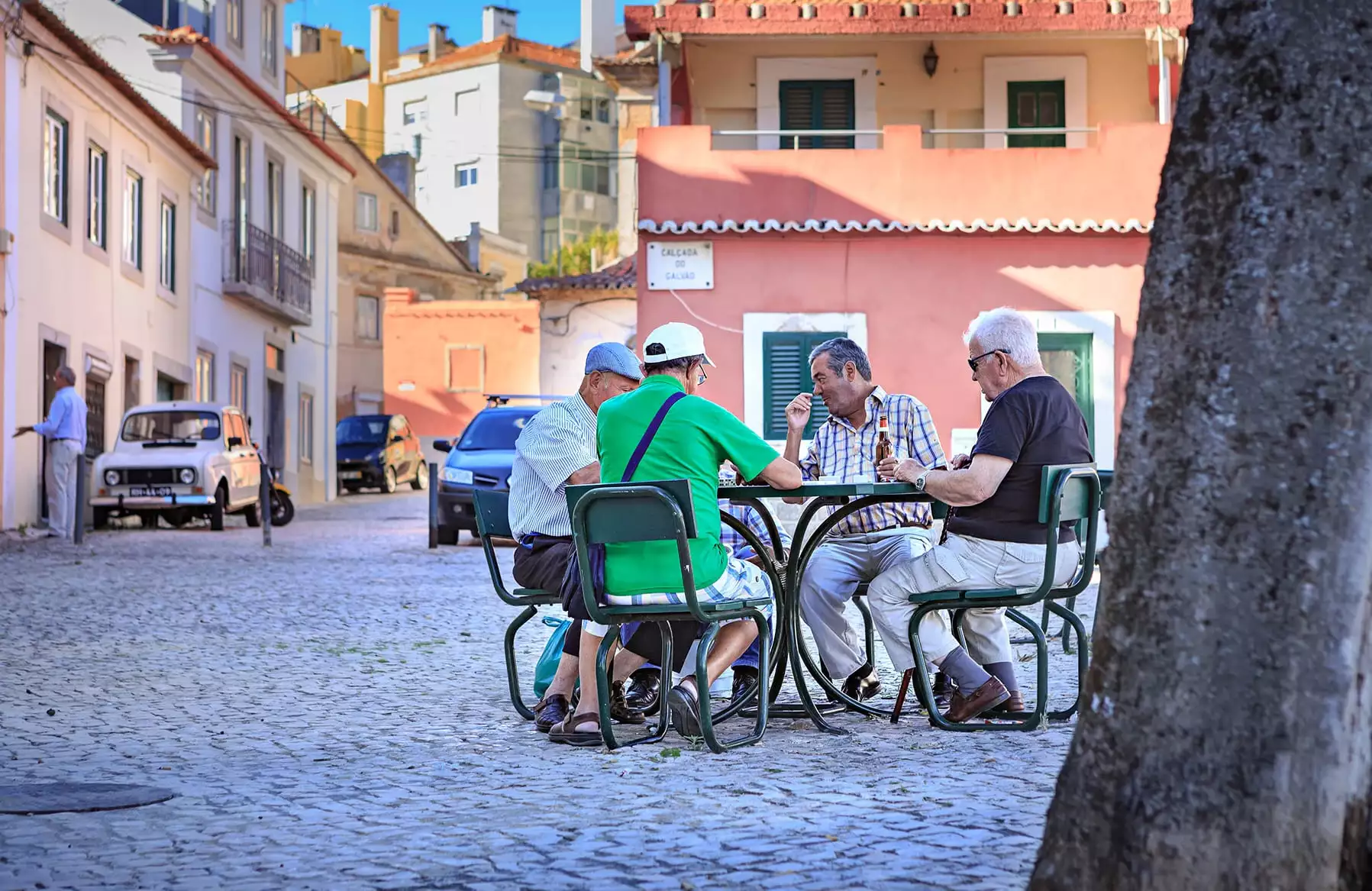 Reveal the secrets of pension provision in Spain: a guide you need to know!