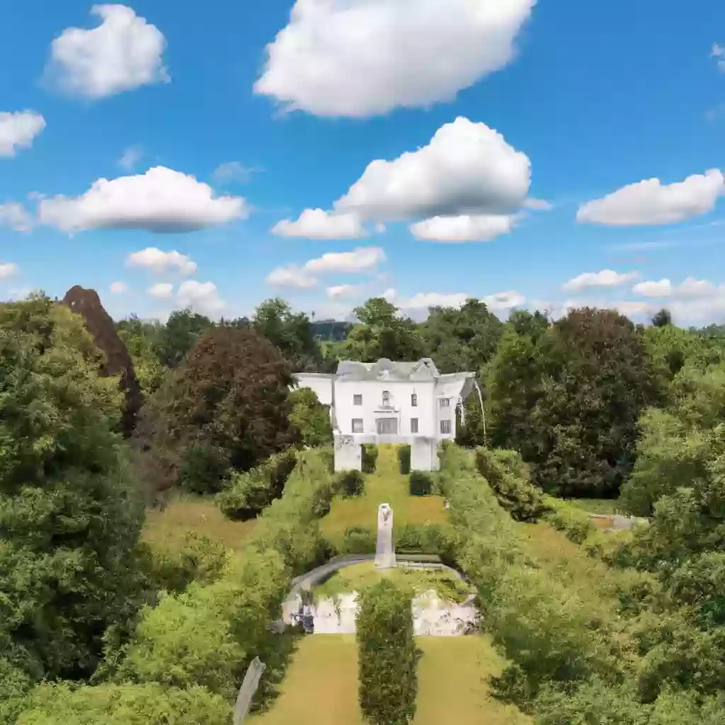 Великолепный Линтон Парк - кентский аналог Букингемского дворца - в продаже за £32 млн.