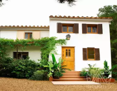 Cohousing is an alternative to traditional housing in Spain, with prices starting from 125,000 euros.