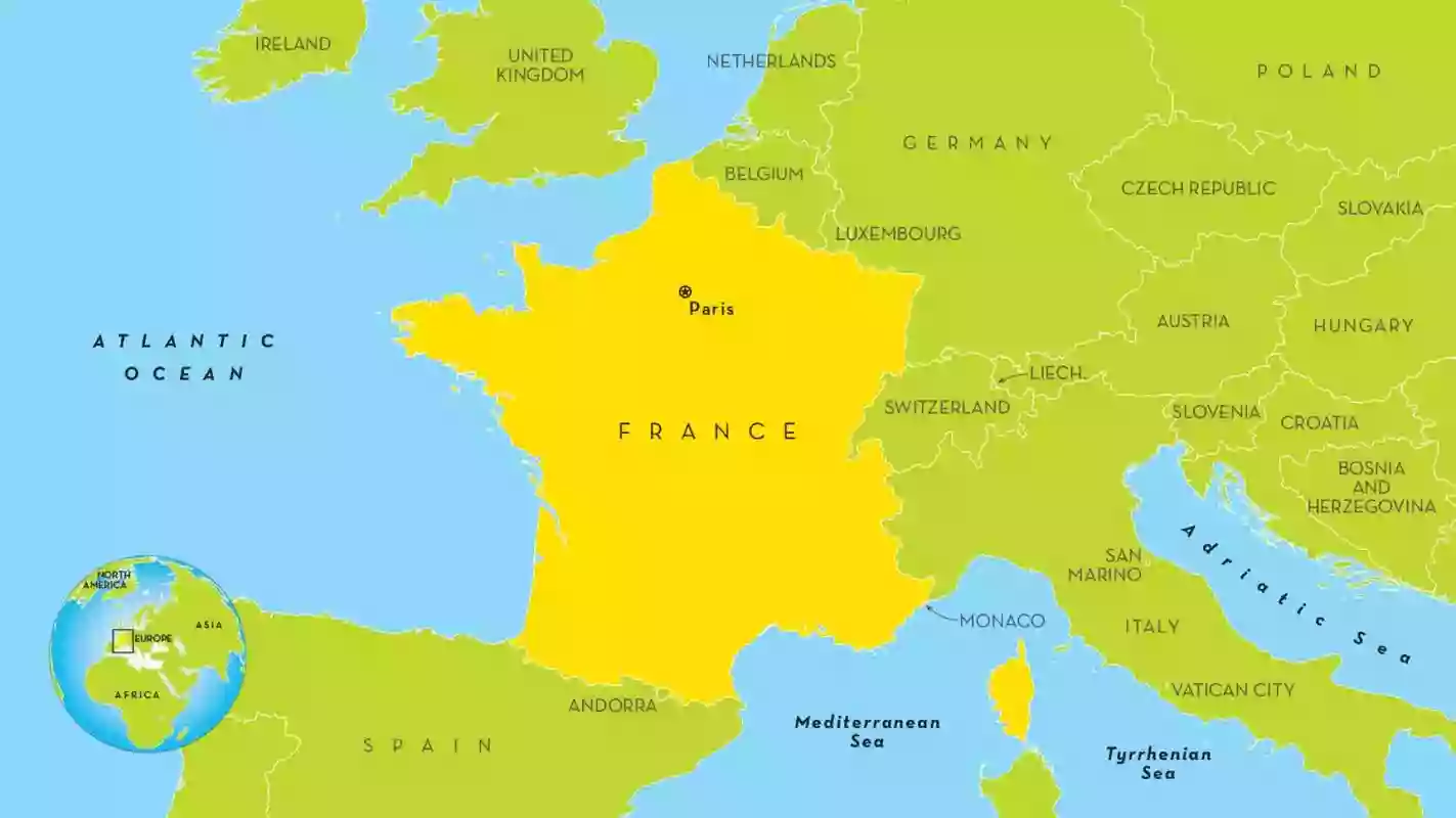 Франция вновь открывает границы: узнайте, какие страны теперь доступны