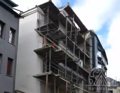 One of the most important real crises of modern society The real crisis: tax breaks are not a cure for all ills. The Real Crisis: Tax breaks are not a cure for all ills.