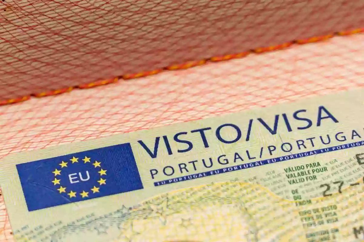 Find out how to obtain a business visa to Portugal.