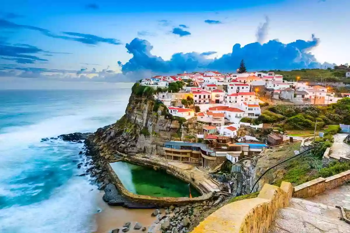 Guide to obtaining residency status in Portugal