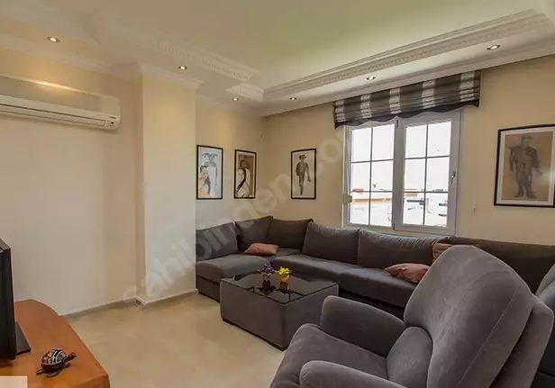 Comfortable apartments (2+1) by the sea in Alanya, Oba district.