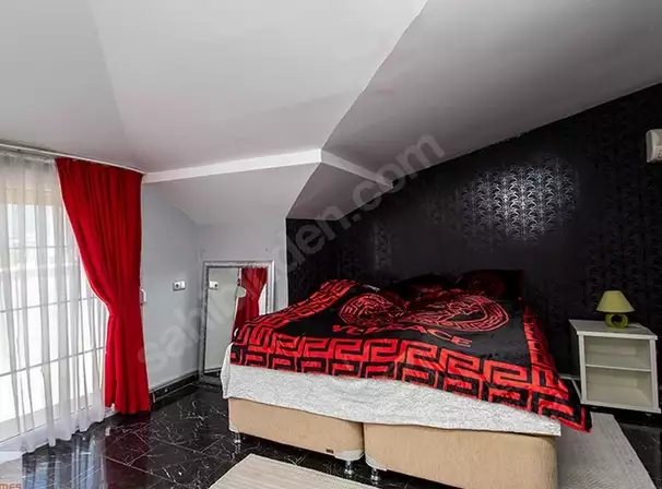 Comfortable apartments (2+1) by the sea in Alanya, Oba district.