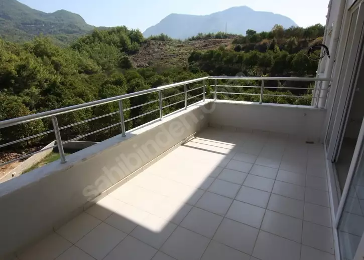 Comfortable apartments (2+1) by the sea in Alanya, Oba district.