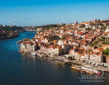 Features of getting a job in Portugal