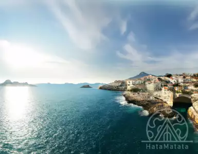 Get to know Marseille, an attractive port city on the French Riviera that inspires the wedding color of the year