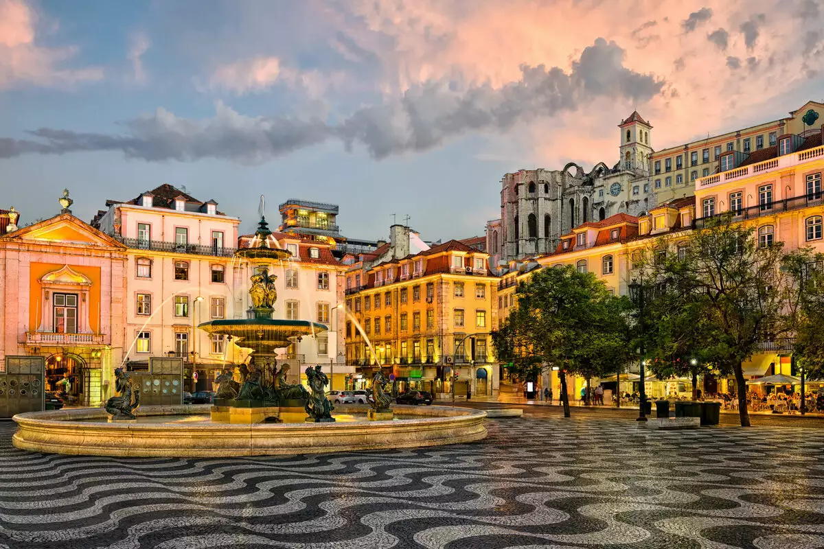 Which visa to open for entry to Portugal: finding the right option