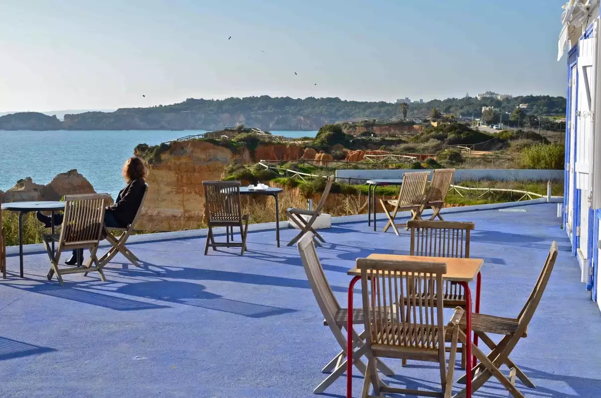 Advantages of obtaining Portugal's green card