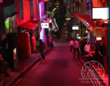 This city never slept. Sleepy China: the party's overSleepy China: the city that never slept has ended its party with the strengthening of China.