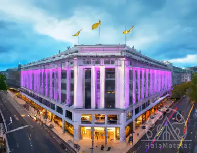 Center backs Selfridges, KaDeWe and other luxury properties in Signa scandal