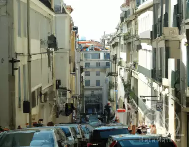 New Brazilian currency housing rules: no gold visas accepted.