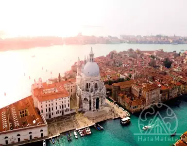 Learn about the salaries in Italy: an overview of wages across the country
