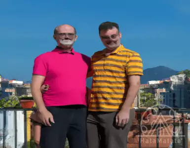 They wanted to live in Greece on a permanent basis. But what can they find for300,000 dollars?