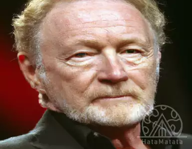 Director Ridley Scott on making "Napoleon," the movie Kubrick couldn't bring to life; reminiscences of "Alien," "Blade Runner," "Gladiator" and the upcoming sequel.