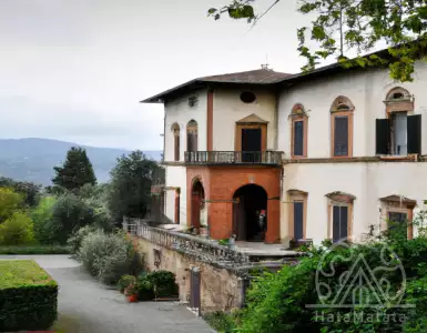 Michelangelo's childhood villa in Florence has found a buyer.