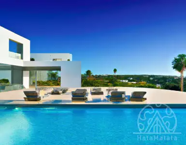 Trust a reliable real estate agent