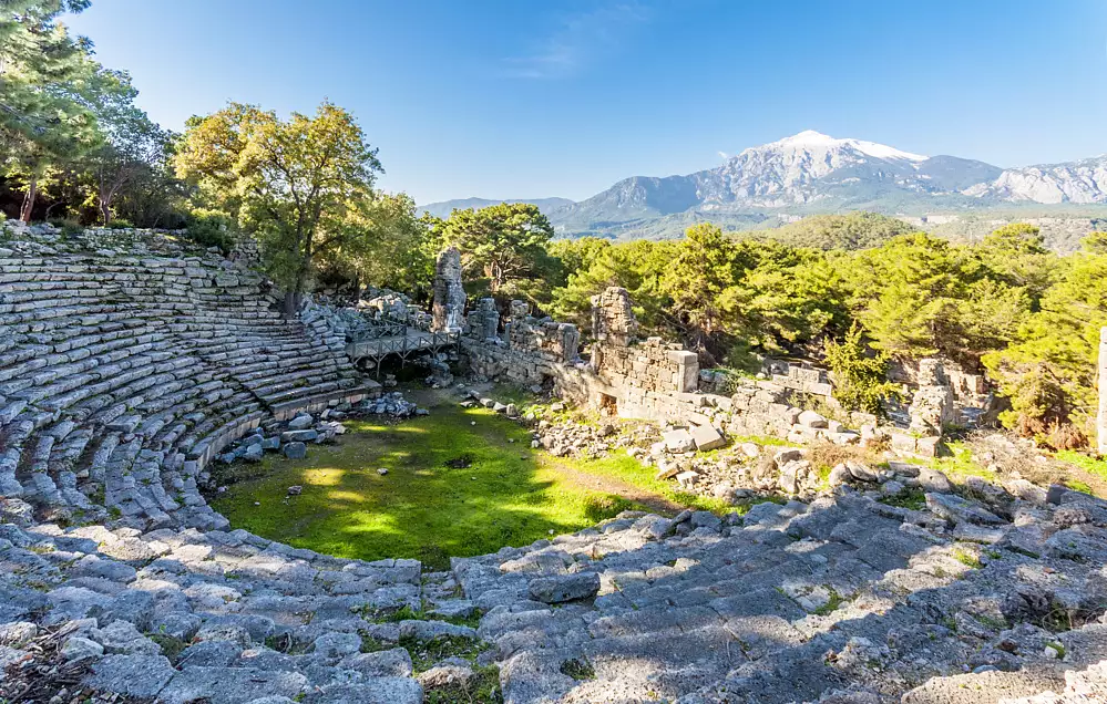 Beldibi is a beach town on the Mediterranean of Turkey. Description and characterization.