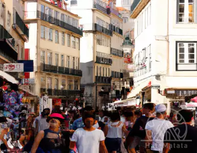 The government is not rejecting the idea of banning the sale of homes to foreigners in Portugal, as the sector warns.