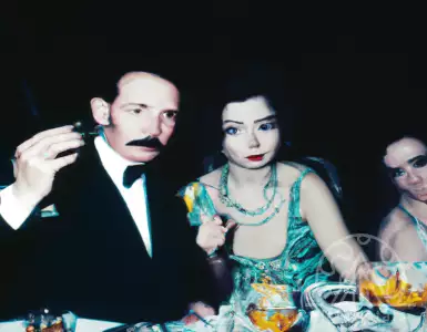 ** The auction of Gina Lollobrigida's works is being blocked by the police due to competition between heirs.