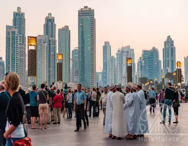 UAE: a mosaic of cultures and traditions in the heart of the desert.