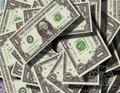 US Economy: Key Indicators and Consumer Debt Burden