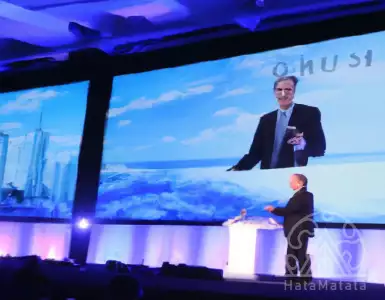 A decline in commercial real estate prices is on the horizon, PIMPCO warns.