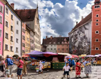 The risk of a real estate bubble is decreasing.