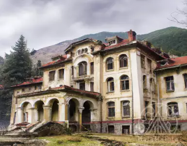 Bulgaria's last king loses battle for the right to the palace property.