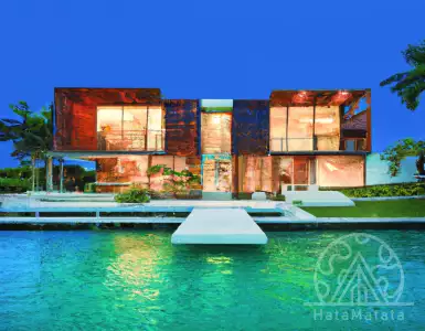 A $27 million Miami mansion with landscaping, climate control and an Italianate vibe.
