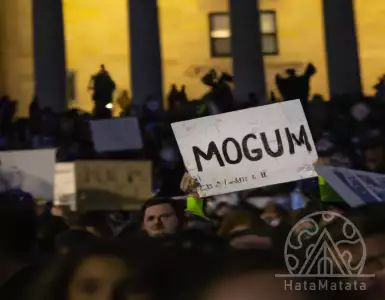 The most powerful news photos of the year.