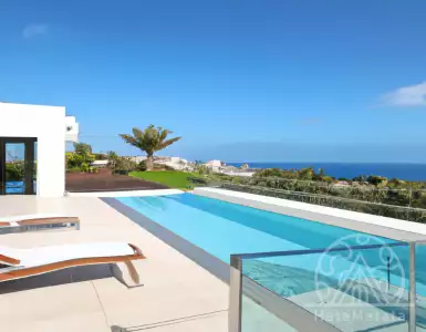 Countries without property taxes: owning a home without restrictions