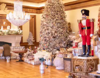 Brittani Masooms presents Christmas decor with real gnome soldiers in a large mansion.