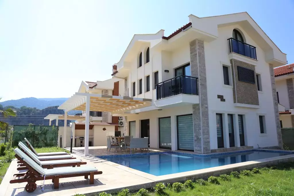 Dalyan in the province of Mugla. Description and characterization of the town.