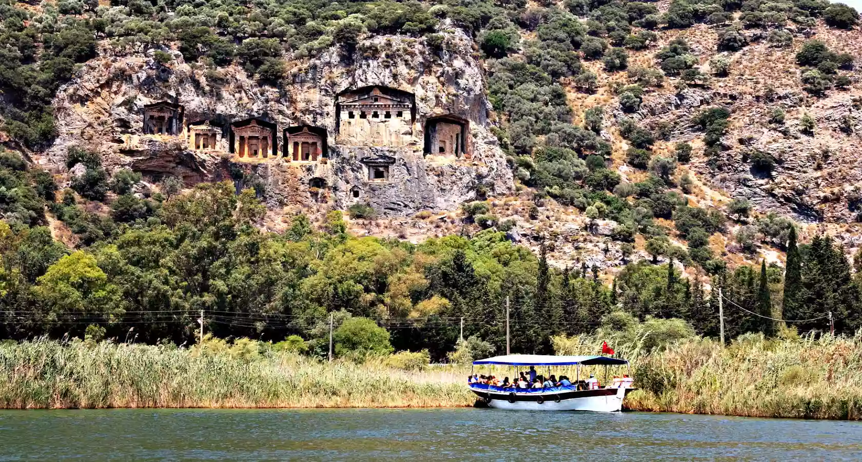 Dalyan in the province of Mugla. Description and characterization of the town.