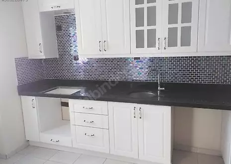 Avnavutkei is a haven for fishermen in Istanbul. Neighborhood and real estate overview.