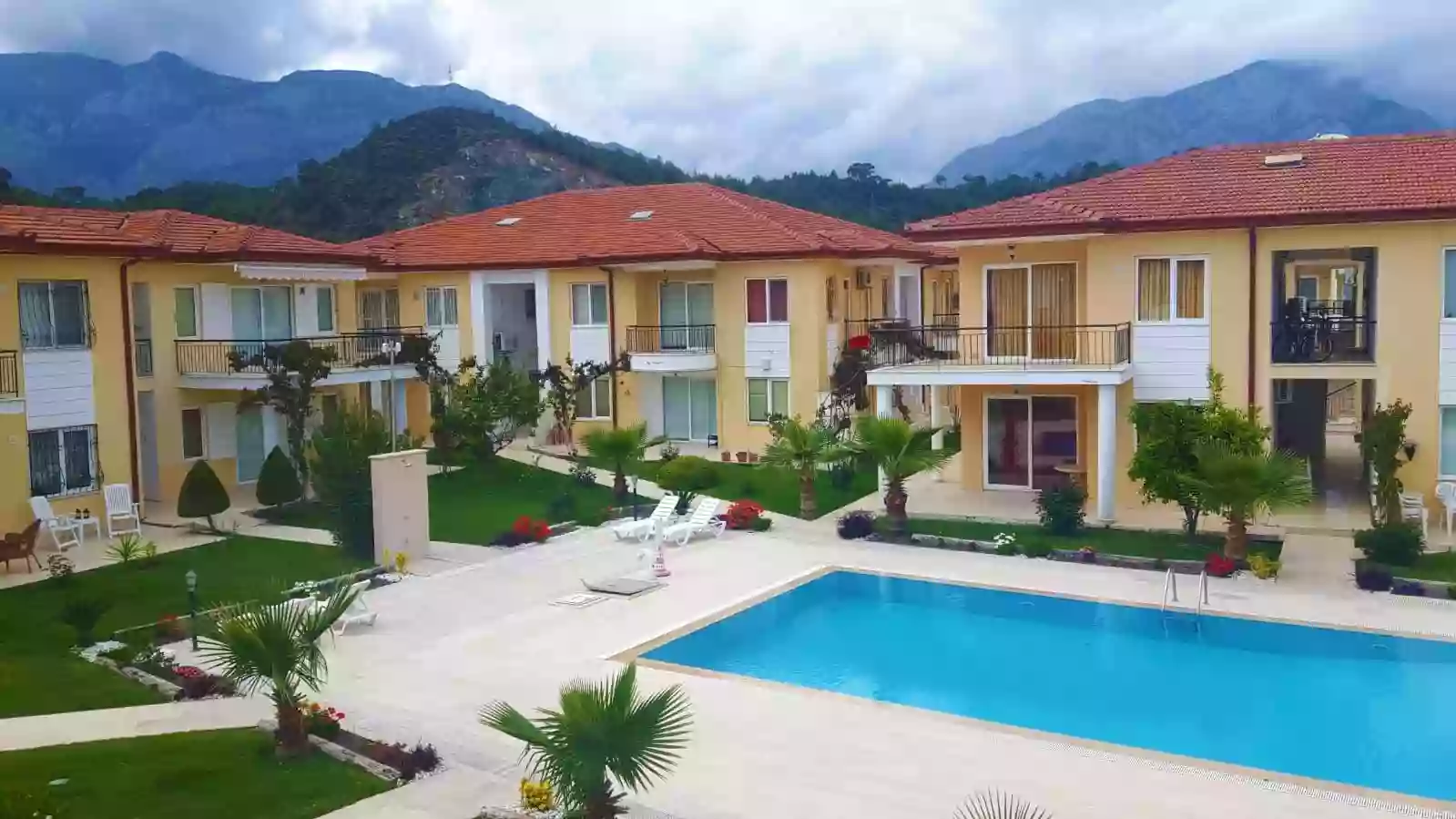 Apartments in the center of Kemer (2+1). Overview of possibilities.