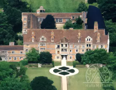 A guide to the grand mansions and estates of sanctioned Russian billionaires