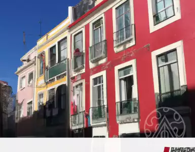 Foreigners spent 895 million euros to buy a home in Lisbon in 2022.