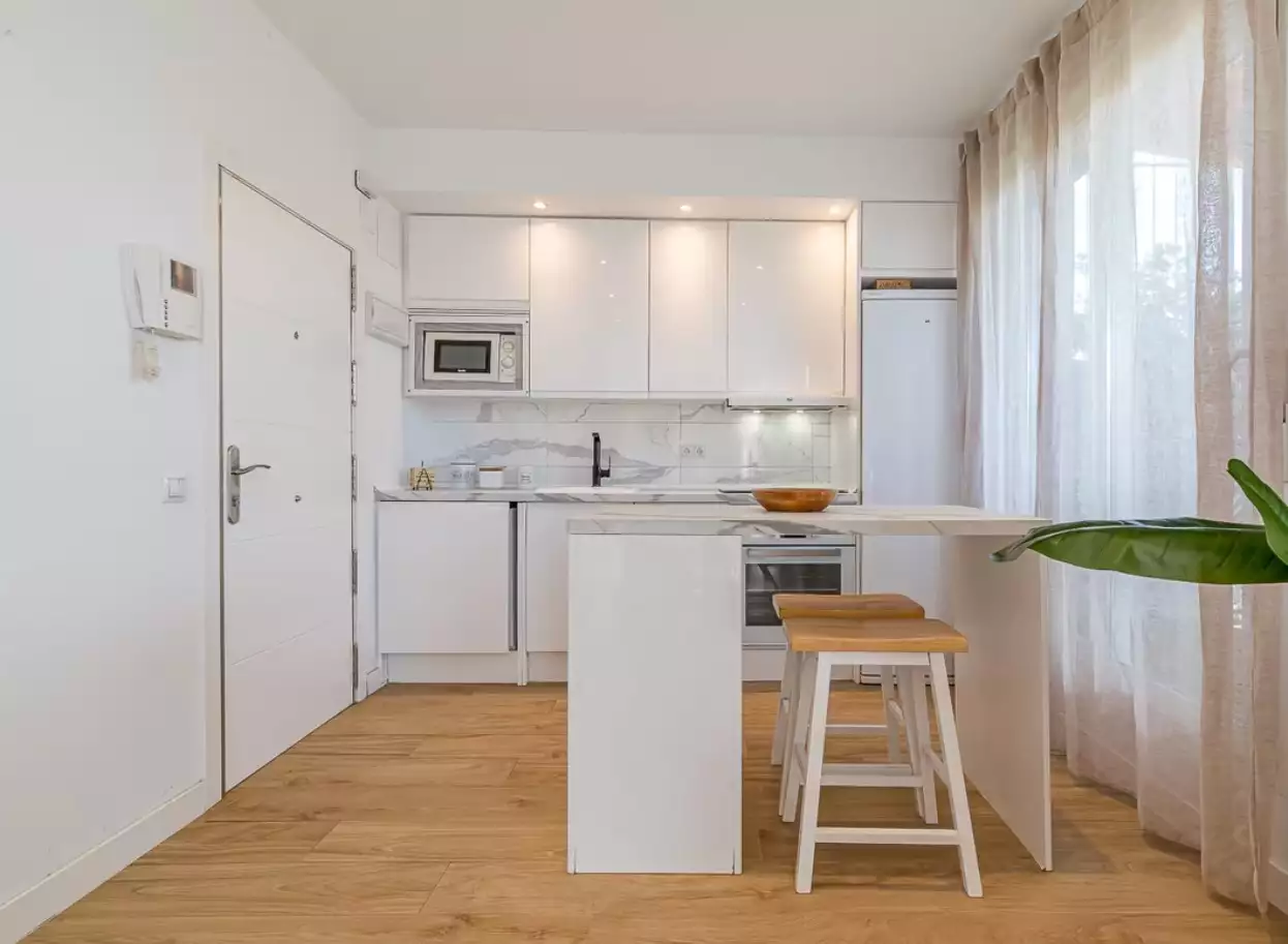 Luxury penthouse in the residential area of Arguelles, Madrid