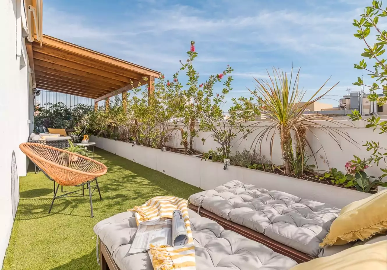 Luxury penthouse in the residential area of Arguelles, Madrid