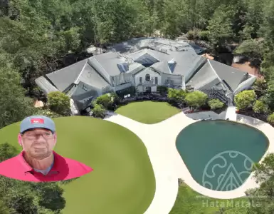 Baseball's gallery of fame, Chipper Jones, is selling his Georgia mansion for $11 million dollars