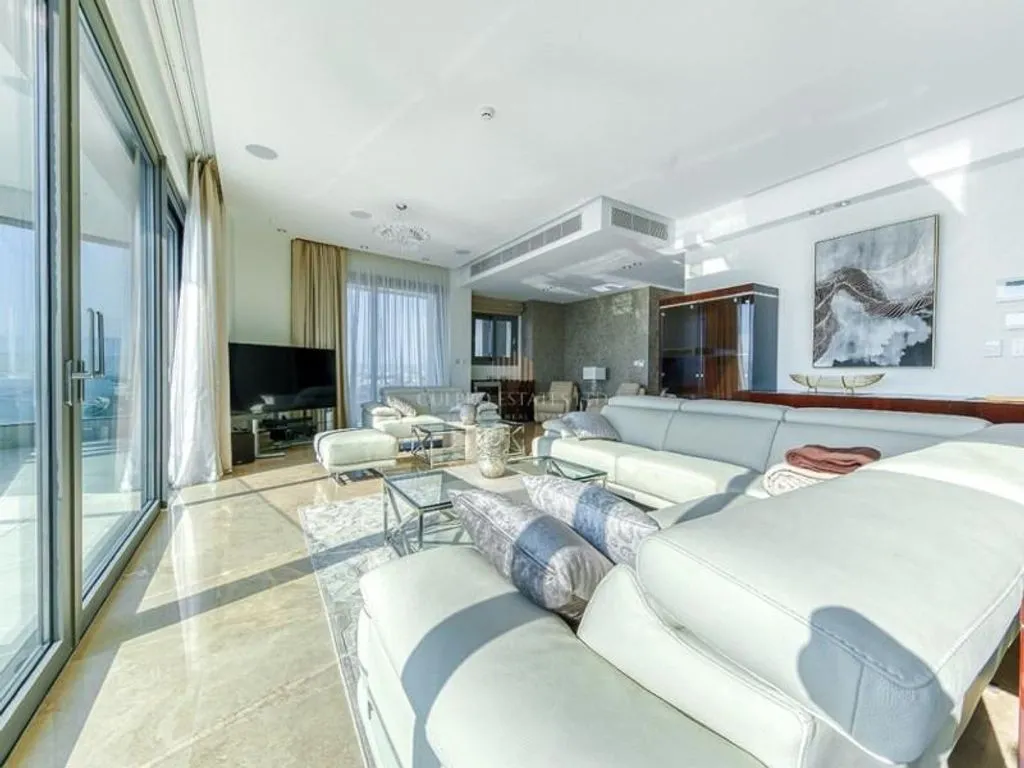 Flat 207m² in Cyprus, Limassol. Priced at 2150000€ rent photo-5