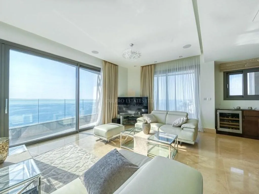 Flat 207m² in Cyprus, Limassol. Priced at 2150000€ rent photo-20