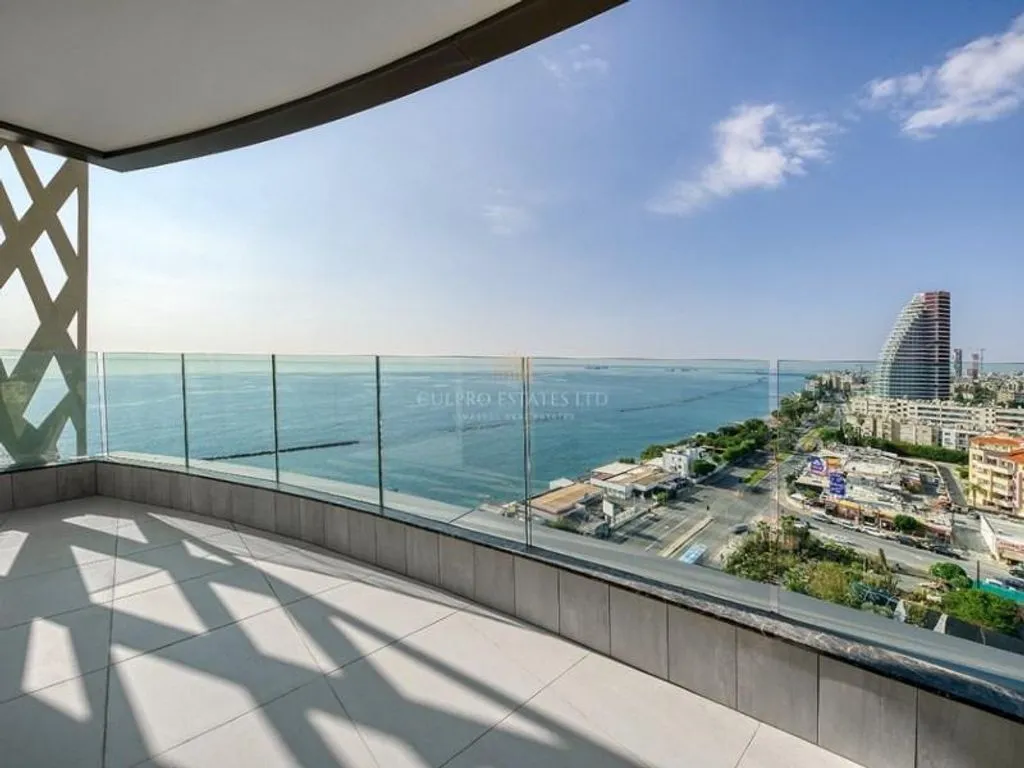Flat 207m² in Cyprus, Limassol. Priced at 2150000€ rent photo-28