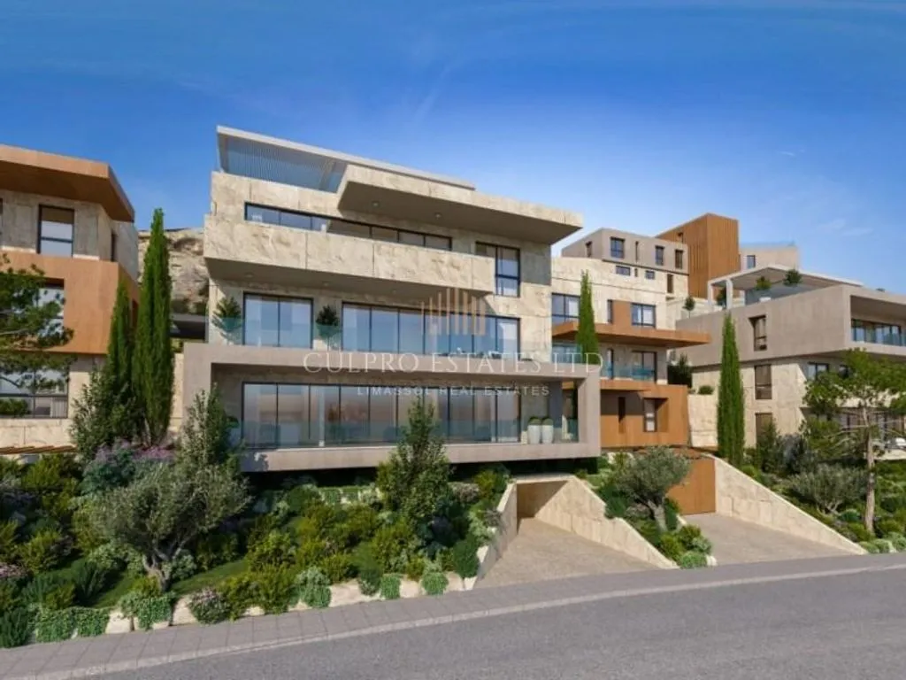 Flat 207m² in Cyprus, Limassol. Priced at 2150000€ rent photo-32