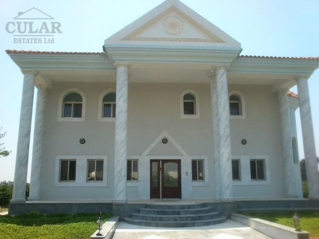 Villa 450m² in Cyprus, Limassol. Priced at 2000000€ rent photo-8
