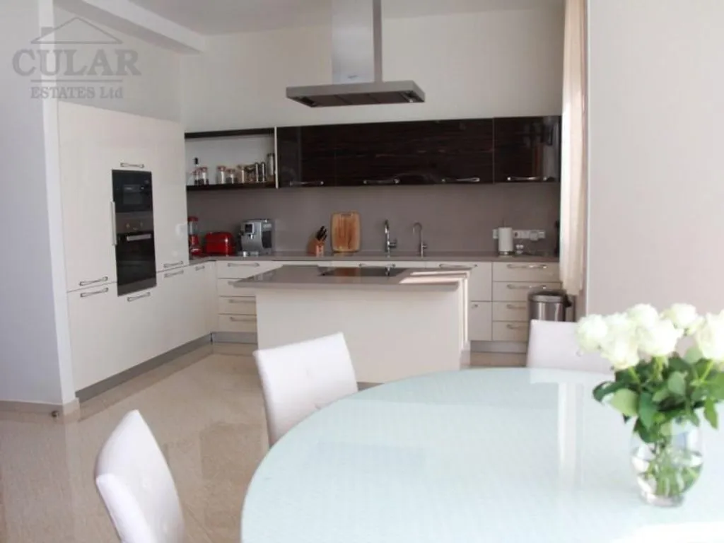 Villa 450m² in Cyprus, Limassol. Priced at 2000000€ rent photo-9