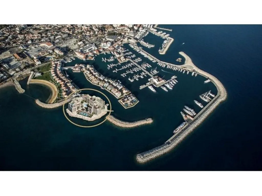 Flat 371m² in Cyprus, Limassol. Priced at 5300000€ rent photo-1